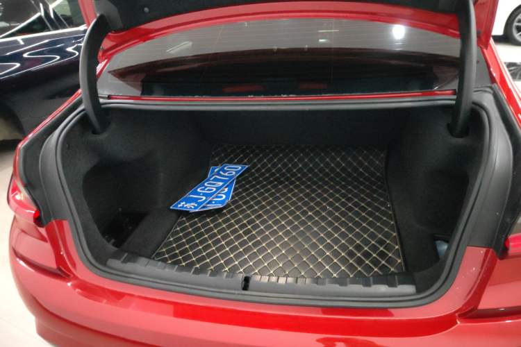 Used BMW 3 Series 2021 Second Facelift 325Li M Sport Package
