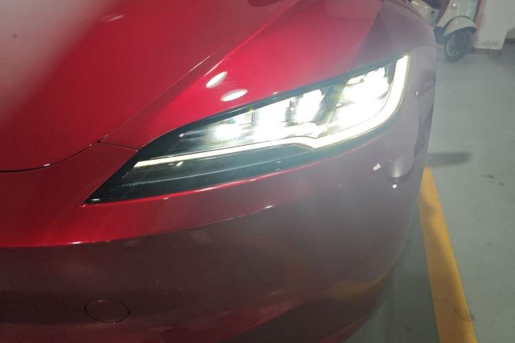 Used Tesla Model 3 2023 Rear-Wheel-Drive Version
