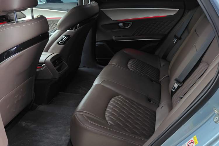 Used BYD Han 2023 DM-i Champion Edition 121KM Prestige Model