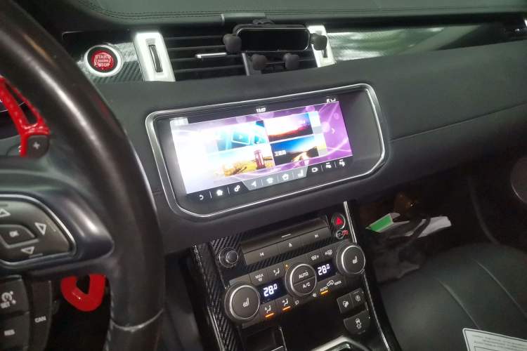 Used Land Rover Range Rover Evoque 2018 240 PS SE Smart Brilliance Edition
