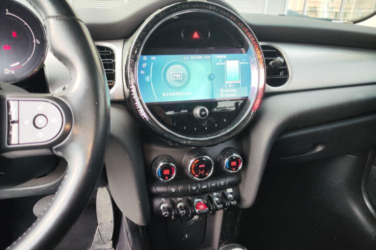 Used  MINI 2022 Updated 1.5T COOPER Classic Edition