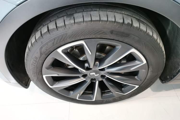 Used ONVO L60 2024 60 kWh Rear-Drive Version