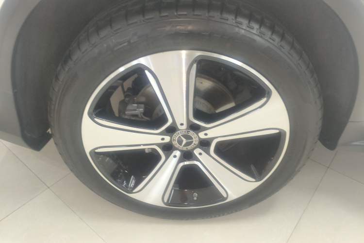 Used Mercedes-Benz GLC 2020 GLC 300 L 4MATIC Luxury Model
