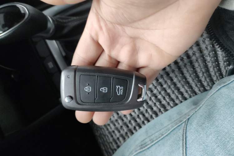 Used Hyundai Celesta 2018 1.6L Automatic GL Enjoyment Edition China VI compliant
