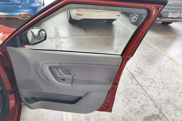 Used Skoda Fabia 2014 1.4L Automatic Crystal Edition
