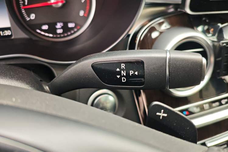 Used Mercedes-Benz GLC 2019 Facelift GLC 260 L 4MATIC Luxury Model
