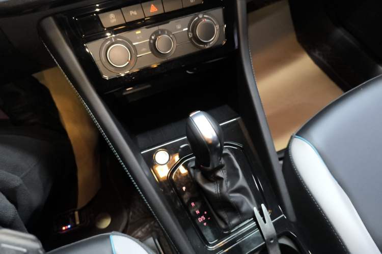 Used Jetta VS5 2023 280TSI Automatic High-Gloss Enjoyment Model
