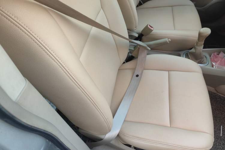 Used Venucia D50 2013 1.6L Manual Fashion Edition