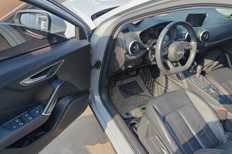 Used Audi Q2L 2022 35 TFSI Progressive Dynamic Edition