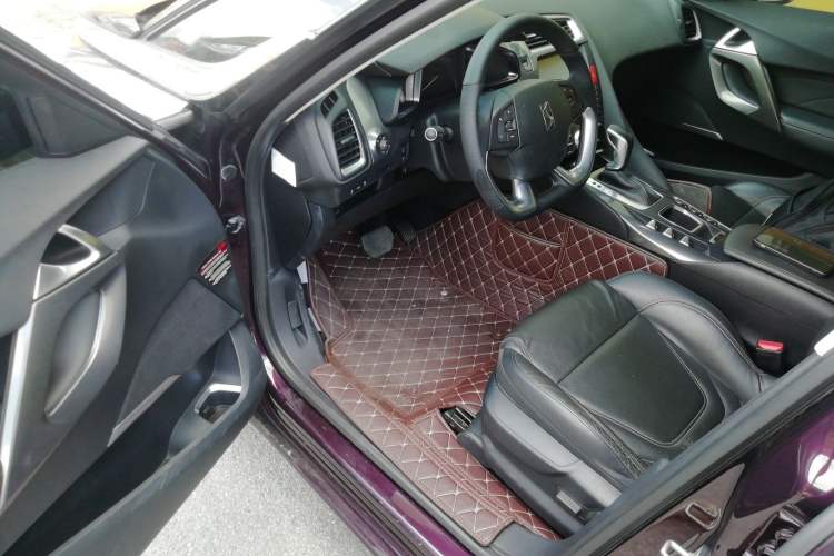 Used  5 2014 1.6T Elegant Version THP160
