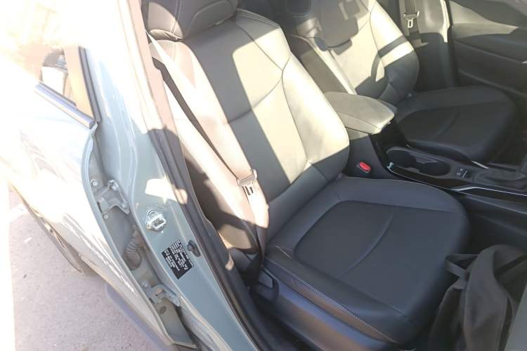 Used Toyota Corolla Cross 2022 2.0L Flagship Edition
