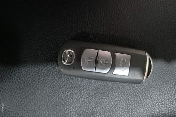 Used Mazda Mazda 3 Axela 2019 Cloud-Controlled Version Sedan 1.5L Automatic Comfort Trim China VI Standard