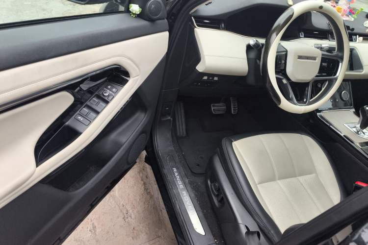 Used Land Rover Range Rover Evoque New Energy 2022 Aurora L P300e Plug-in Hybrid Electric Version