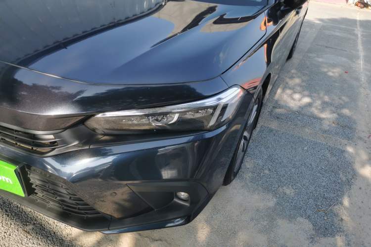 Used Honda Civic 2023 240TURBO CVT Dynamic · Center Stage Special Edition