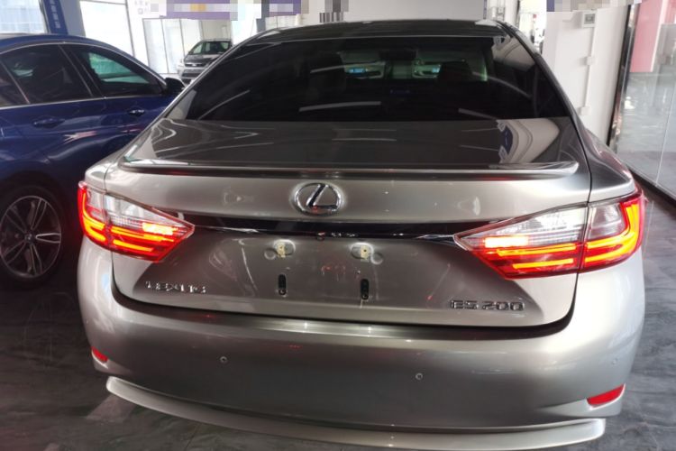 Used Lexus ES 2015 200 Comfort Edition
