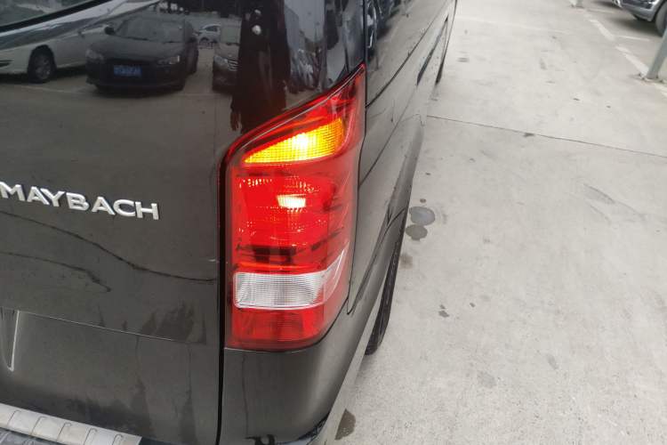 Used Mercedes-Benz Vito 2021 2.0T Elite Version 7 Seats
