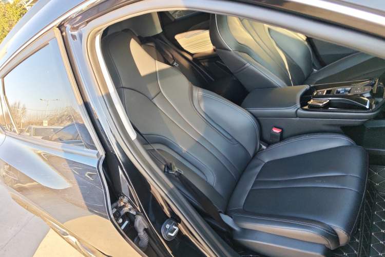 Used Dongfeng Aeolus Mage 2024 Honor Edition 1.5T Luxury Model