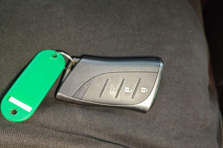 Used Lexus ES 2020 300h Premier Edition
