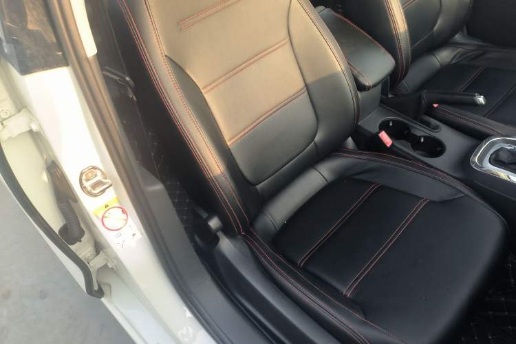 Used Volkswagen Sagitar 2015 1.6L Automatic Comfort Model
