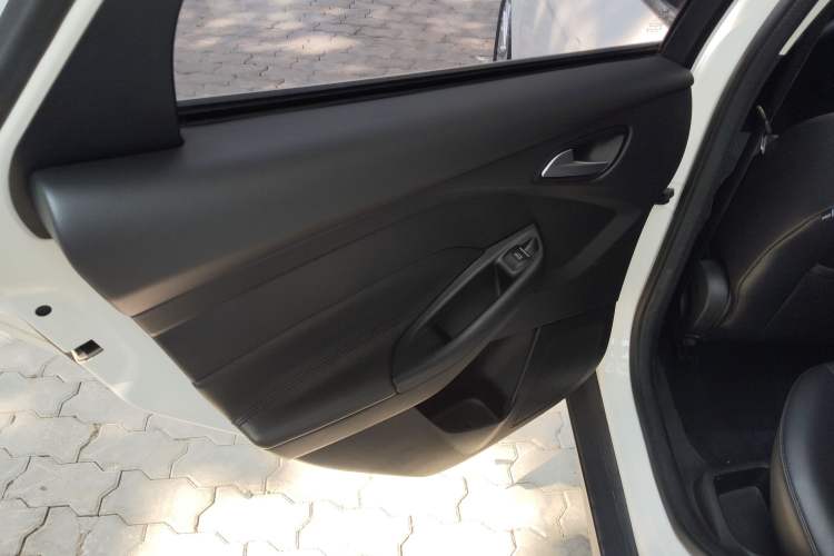 Used Ford Focus 2015 Sedan EcoBoost 180 Automatic Elite Model
