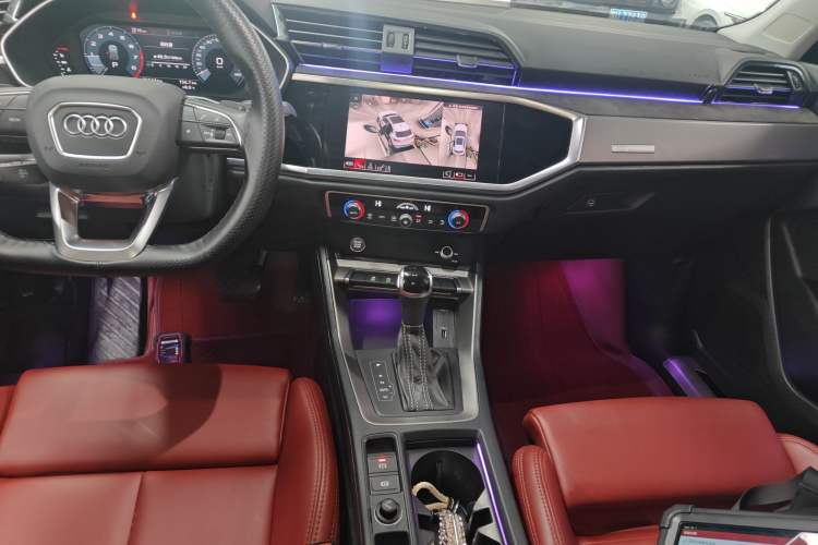 Used Audi Q3 2020 35 TFSI Fashion Dynamic Model
