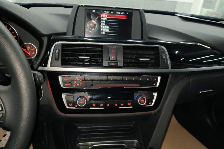 Used BMW 3 Series 2017 320Li Fashion Model