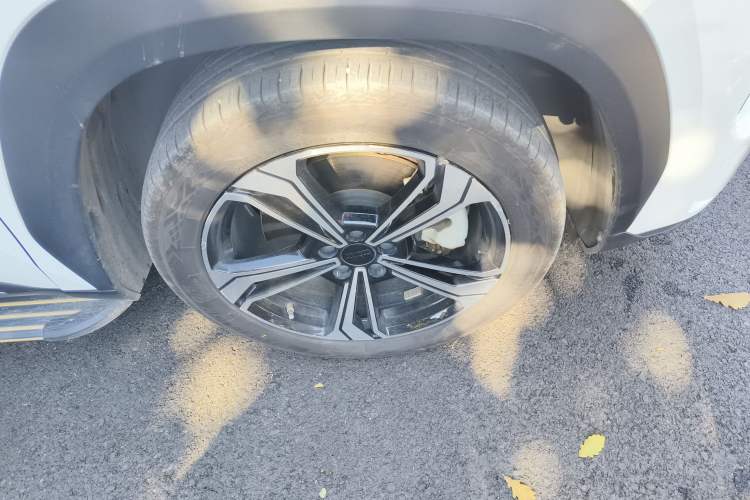 Used  L7 2023 1.5T 115 km Starship
