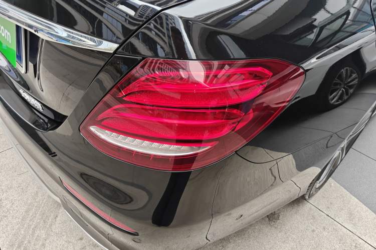 Used Mercedes-Benz E-Class 2020 Facelift E 260 L Sport Edition
