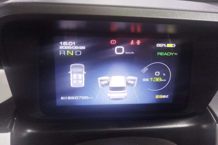 Used Wuling Hongguang MINIEV 2022 GAMEBOY 200km Gaming Edition with Lithium Iron Phosphate
