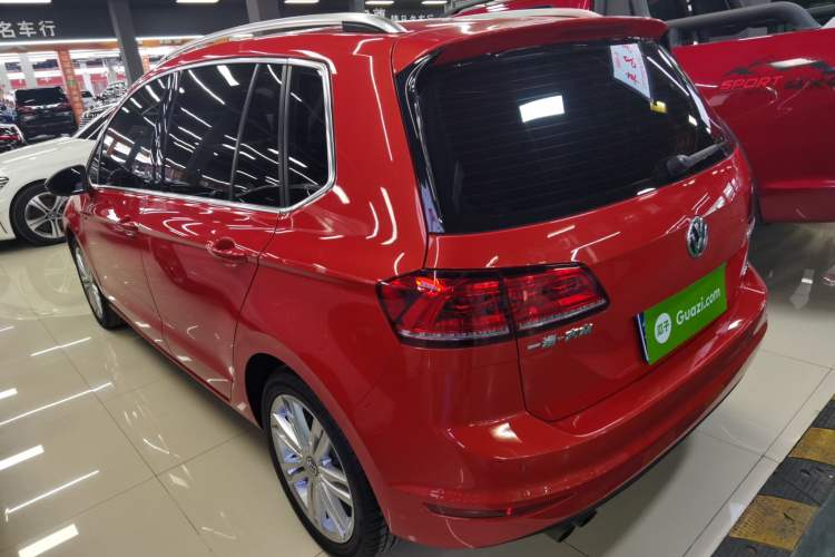 Used Volkswagen Golf Sportsvan 2016 230TSI Automatic Luxury Version
