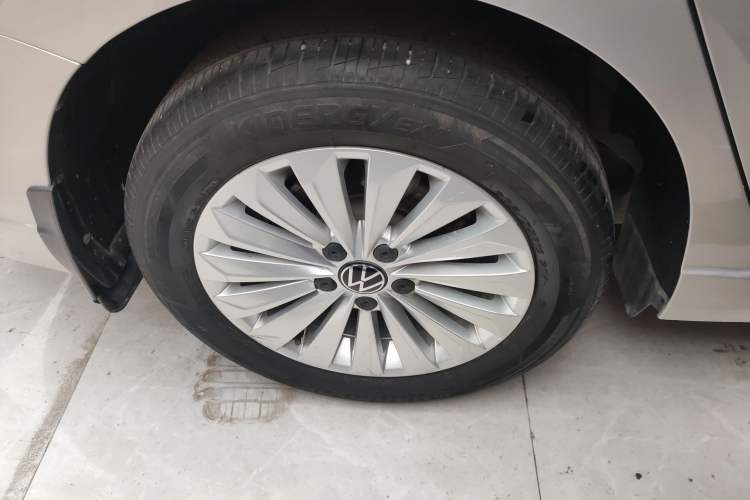 Used Volkswagen Lavida 2021 1.5L Automatic Comfort Edition
