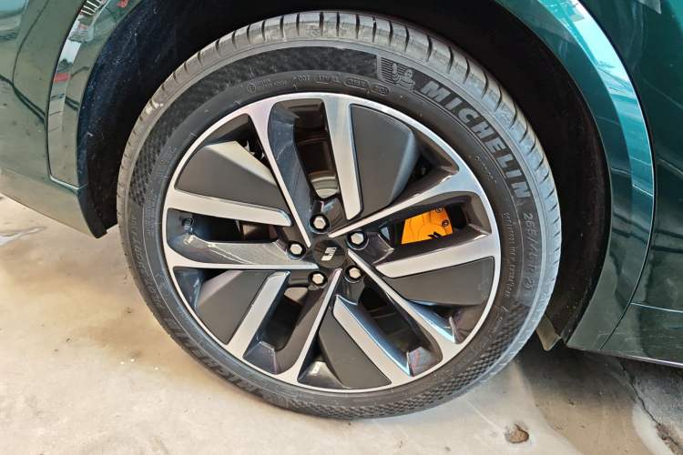 Used Li Auto L9 2022 Max model
