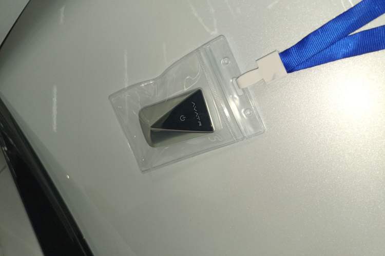 Used  07 2024 Ultra Range-Extended Four-Wheel Drive