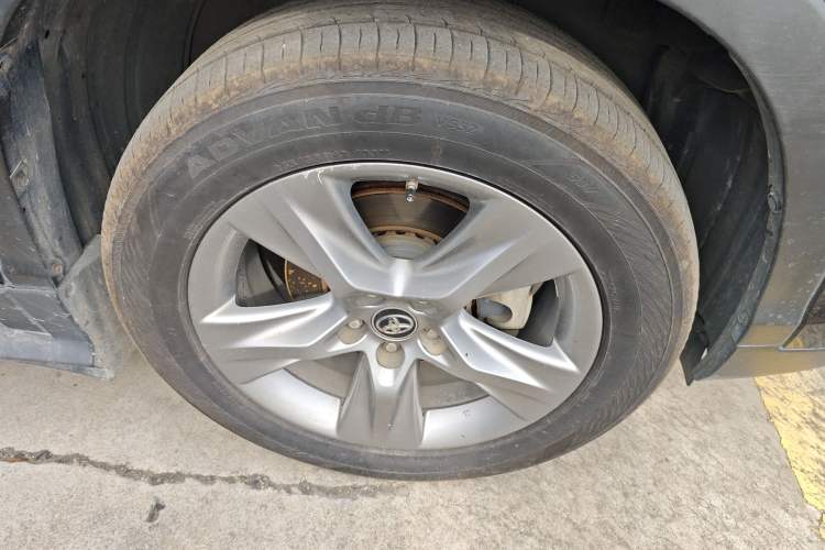 Used Toyota Highlander 2018 2.0T Four-Wheel Drive Prestige Version 7 Seats China V Emission Standard