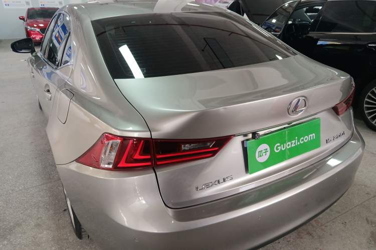 Used Lexus IS 2015 200t F SPORT