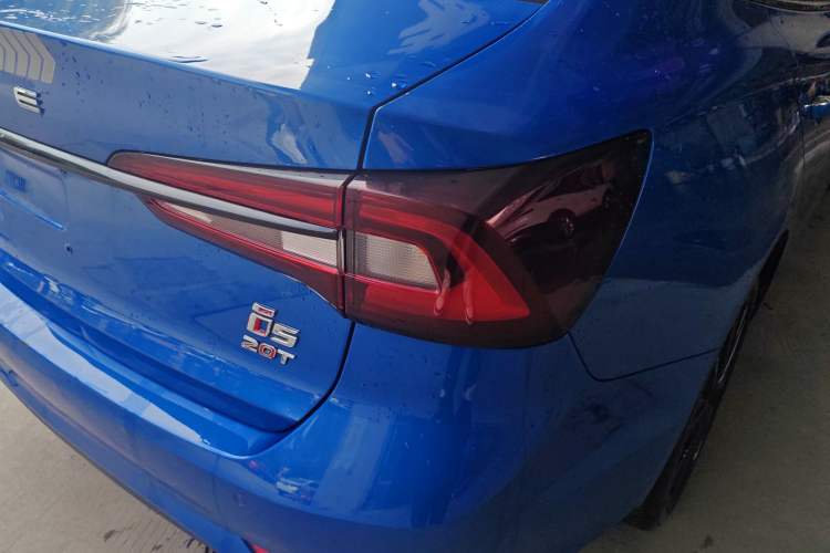 Used Roewe i5 2020 GL 20T Automatic 4G Connected Supreme Flagship Edition
