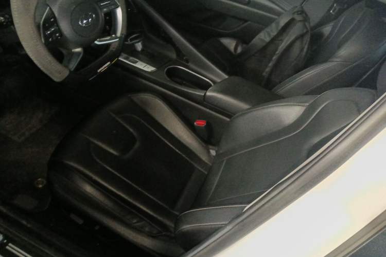 Used Hyundai Elantra 2021 1.5L CVT LUX Prestige Edition