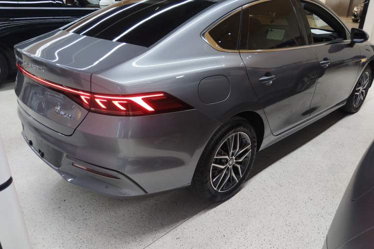 Used BYD Qin PLUS 2024 Honor Edition EV 510KM Leading Model