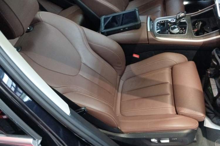 Used BMW X5 2020 xDrive40i M Sport Package
