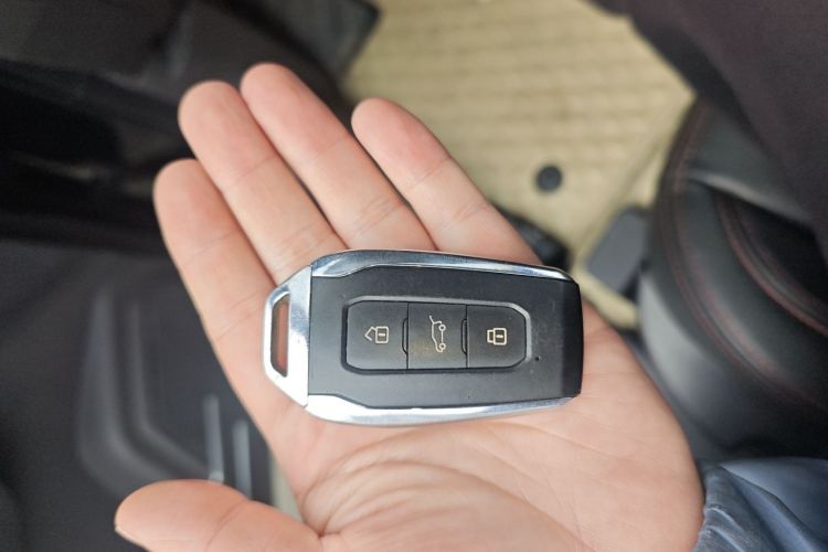 Used Haval H6 2017 Blue Label 2.0T Automatic Two-Wheel Drive Smart Edition