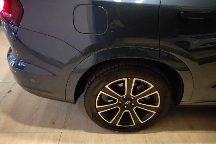 Used Hima AITO M7 2024 1.5T Intelligent Drive Rear-Drive Ultra Version 5 Seats
