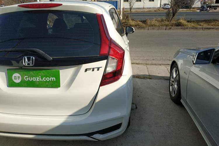 Used Honda Fit 2018 1.5L CVT Comfort Version