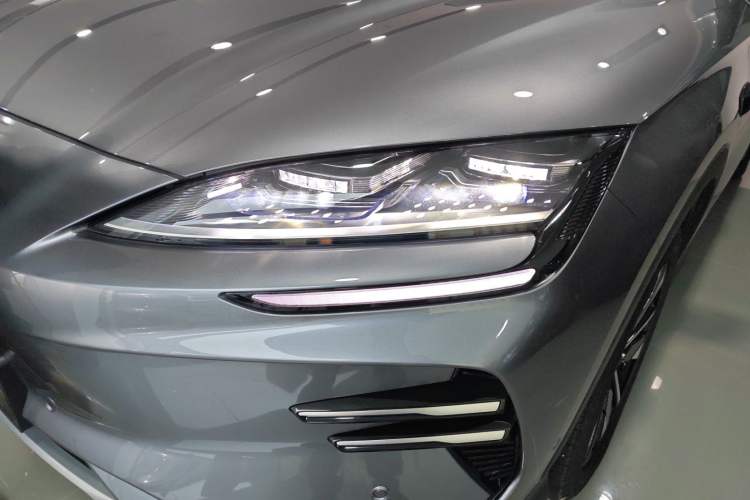 Used BYD Song PLUS New Energy 2025 EV Intelligent Driving Version 520km Premium Model