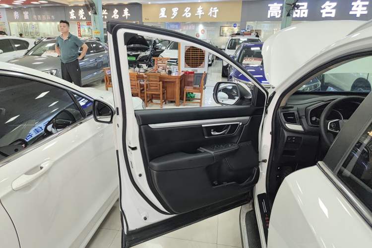 Used Honda CR-V 2019 Brilliant Edition 240TURBO CVT 2WD Comfort Version China VI Emission Standard
