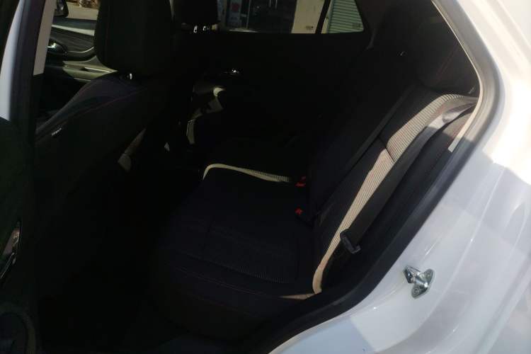 Used Buick Encore 2016 18T Automatic Two-Wheel Drive Urban Leading Edition
