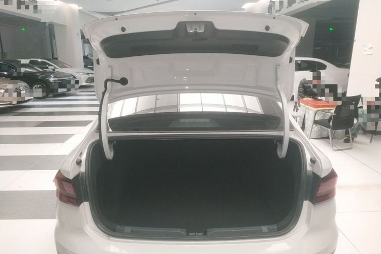 Used Volkswagen Lavida 2021 1.5L Automatic Fashion Edition
