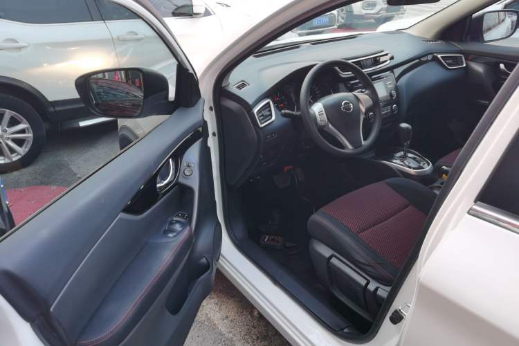 Used Nissan Qashqai 2016 2.0L CVT Elite Edition
