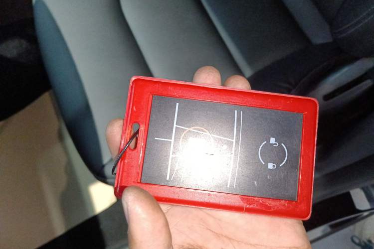 Used Tesla Model Y 2021 Long-Range All-Wheel-Drive Version
