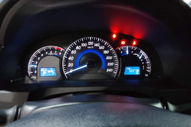 Used Toyota Camry 2016 2.0E 10th Anniversary Elite Edition