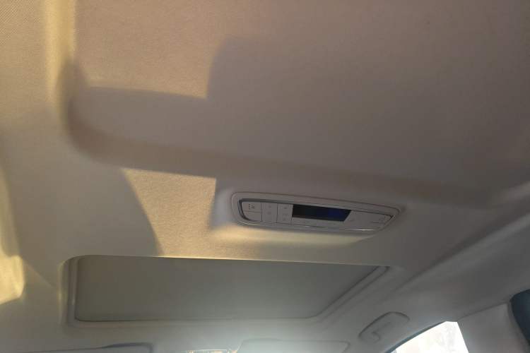 Used Buick GL8 2023 ES Lu Zun Deluxe Model